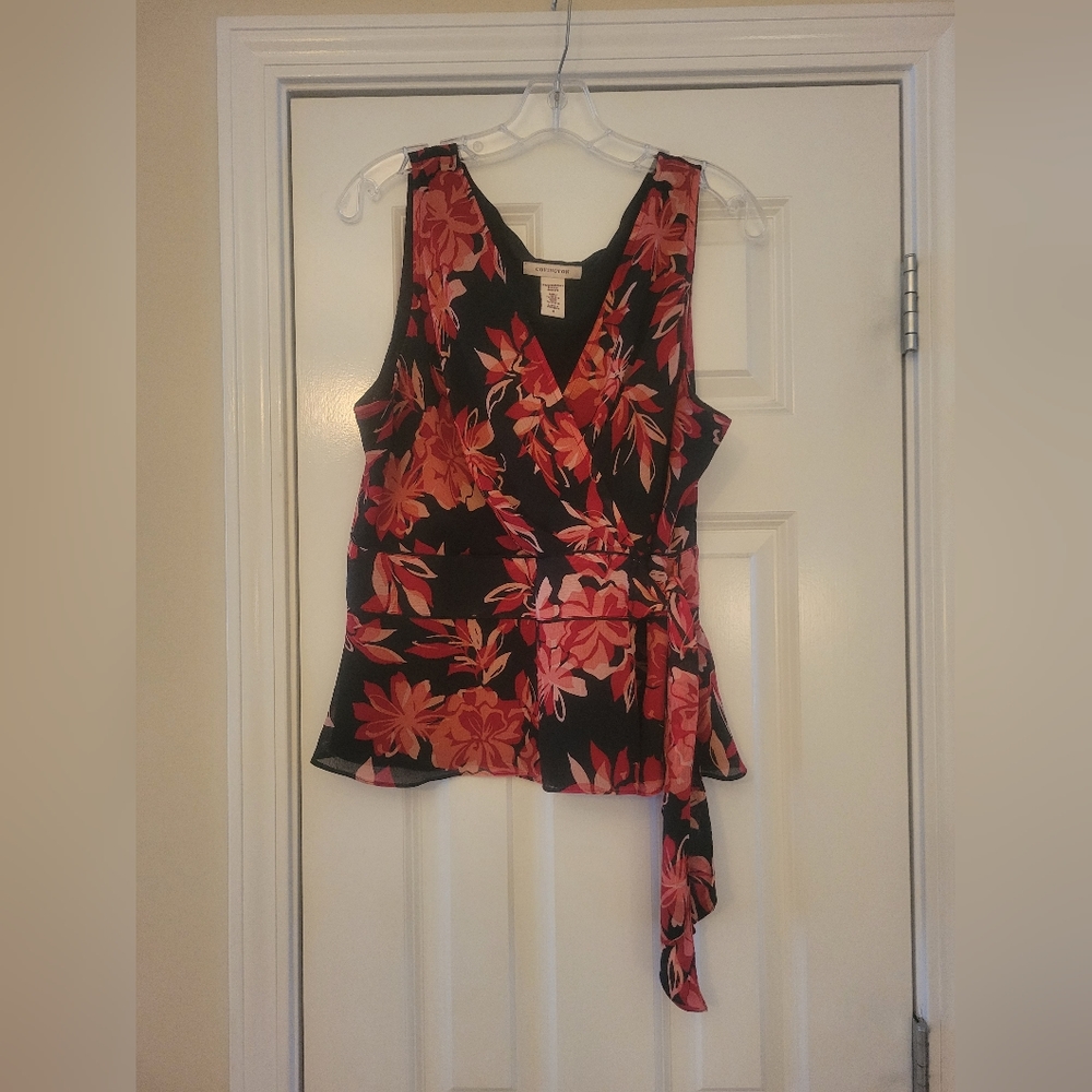 Sleeveless floral top.